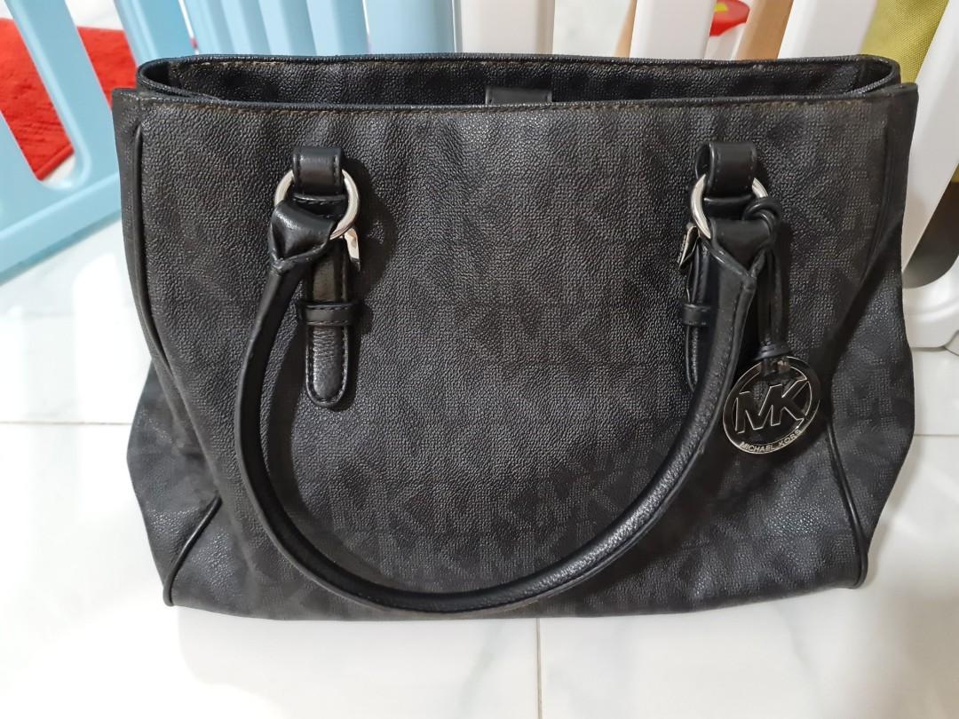 MICHAEL KORS JET SET WORK TOTE BLACK SILVER SIGNATURE MONOGRAM LOGO BAG Luxury Bags Wallets on Carousell