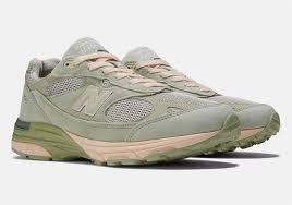 (Category: ) located in . Submitted by SneakerLite20 (Listing ID 1191810189, Image 1). Description: .