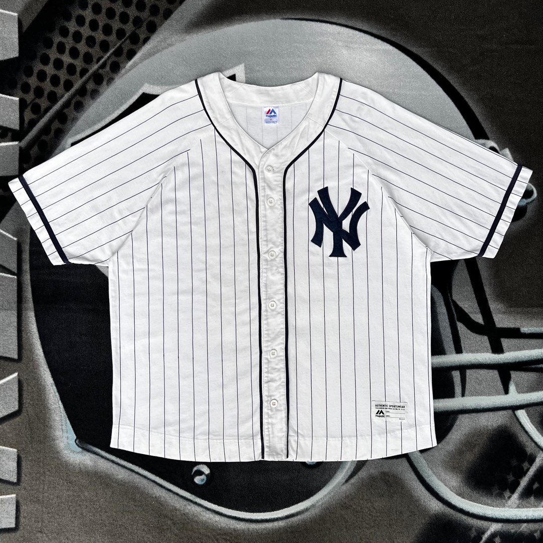Mystic, Shirts, New York Yankees Jersey L White Pinstripe Majestic