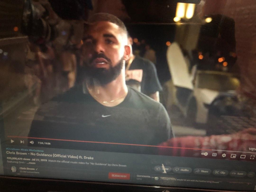 Nike t-shirt worn by Drake in No Guidance music video by Chris