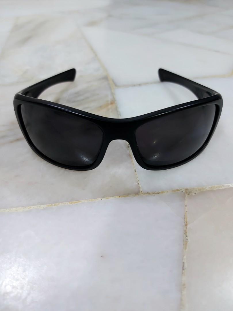 Oakley Hijinx, Men's Fashion, Watches & Accessories, Sunglasses