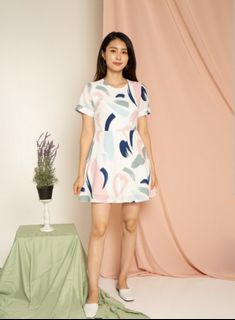 (Category: ) located in . Submitted by shopspreeeee (Listing ID 1191712948, Image 1). Description: .