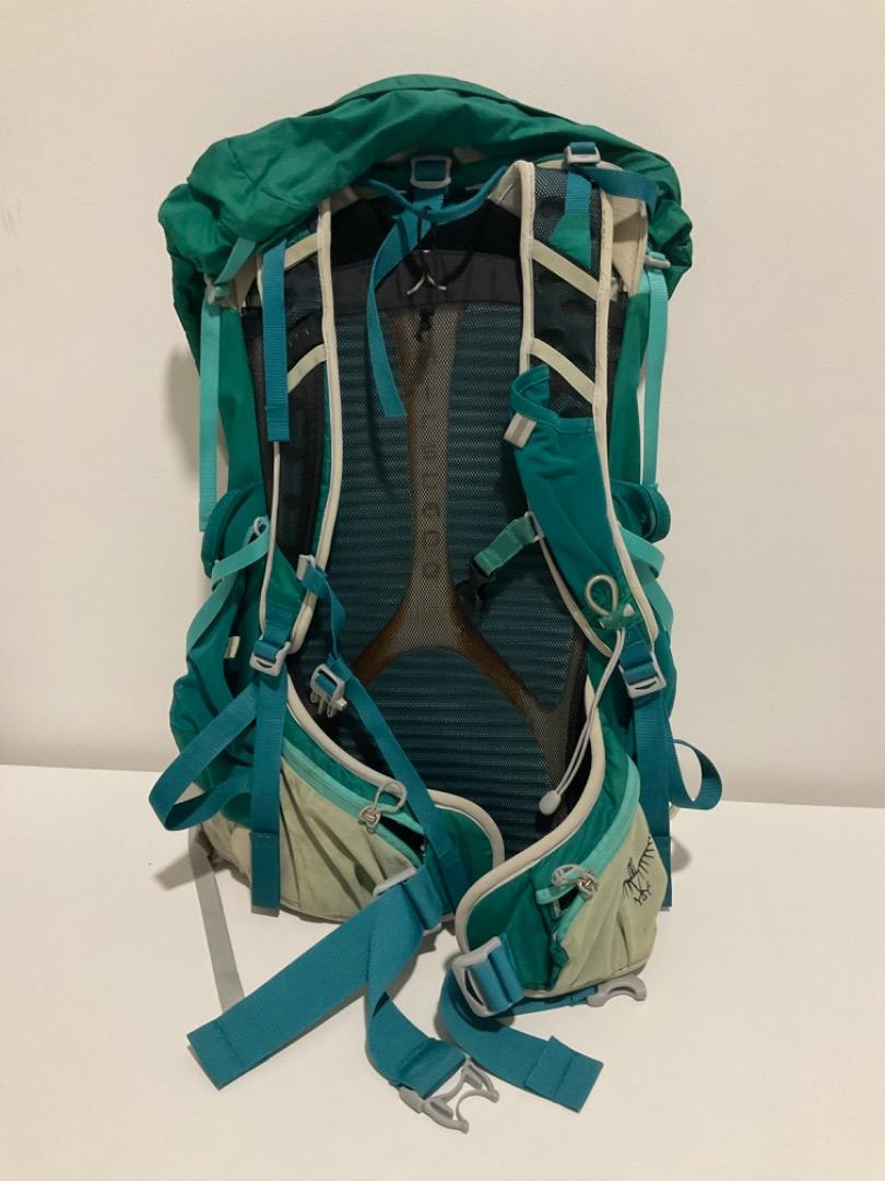 Osprey Tempest 40L Women s Fashion Bags Wallets Backpacks on