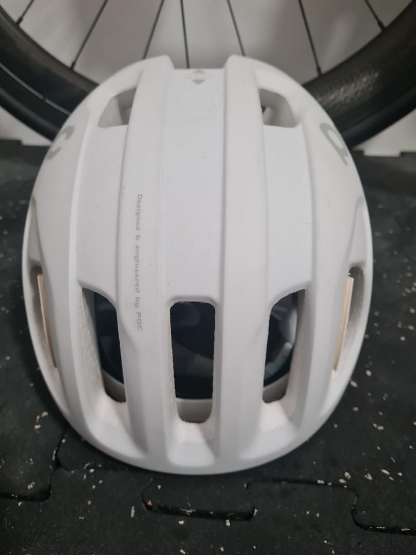 POC Ventral Spin White Small (Category: Bicycles) located in Makati City. Submitted by jamiram82515 (Listing ID 1191770248, Image 2). Description: .
