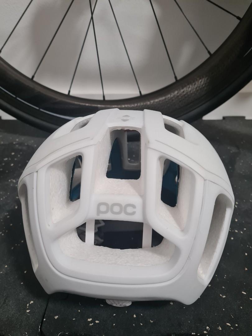 POC Ventral Spin White Small (Category: Bicycles) located in Makati City. Submitted by jamiram82515 (Listing ID 1191770248, Image 3). Description: .
