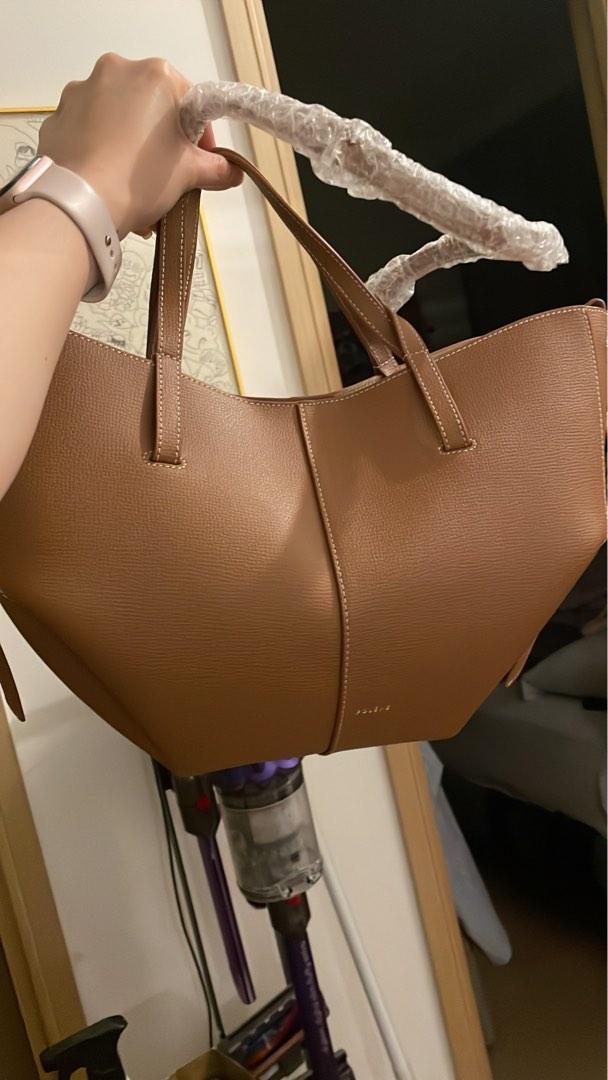 Polene cyme mini camel 全新, 女裝, 手袋及銀包, 單肩包- Carousell