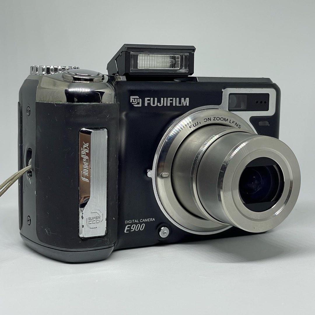 RARE VINTAGE VIBE DIGICAM FUJIFILM FINEPIX E900, Photography, Cameras