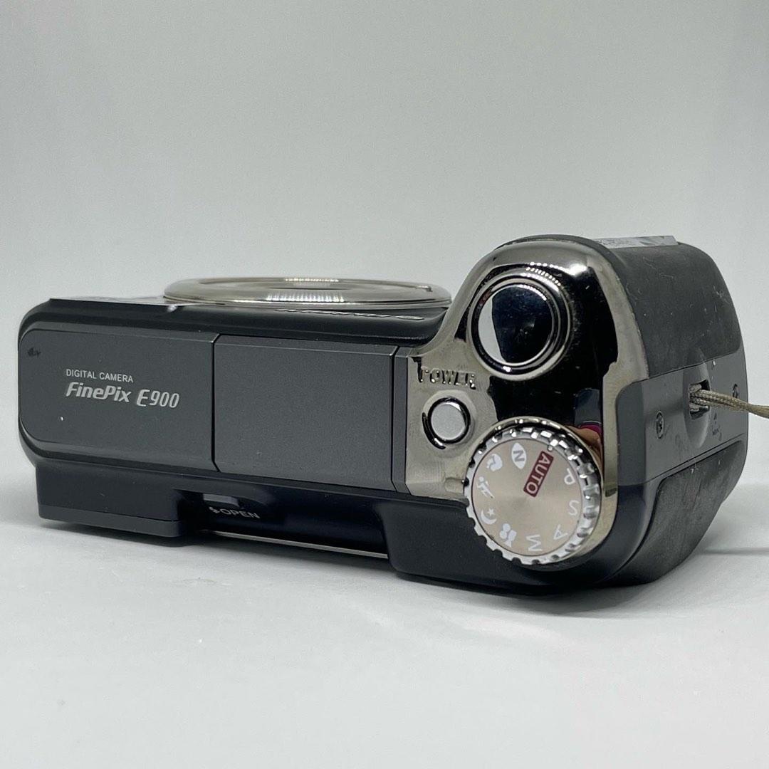 RARE VINTAGE VIBE DIGICAM FUJIFILM FINEPIX E900, Photography, Cameras