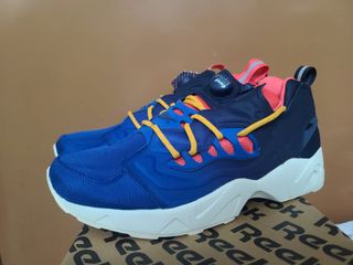 （分類：）位於 。 由 ygtwinner 提交（商品編號 1191725138，圖片 1）。簡介： 。