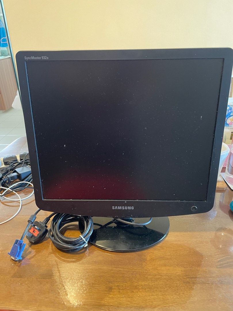 Samsung monitor selling for cheap 20, Computers & Tech, Parts