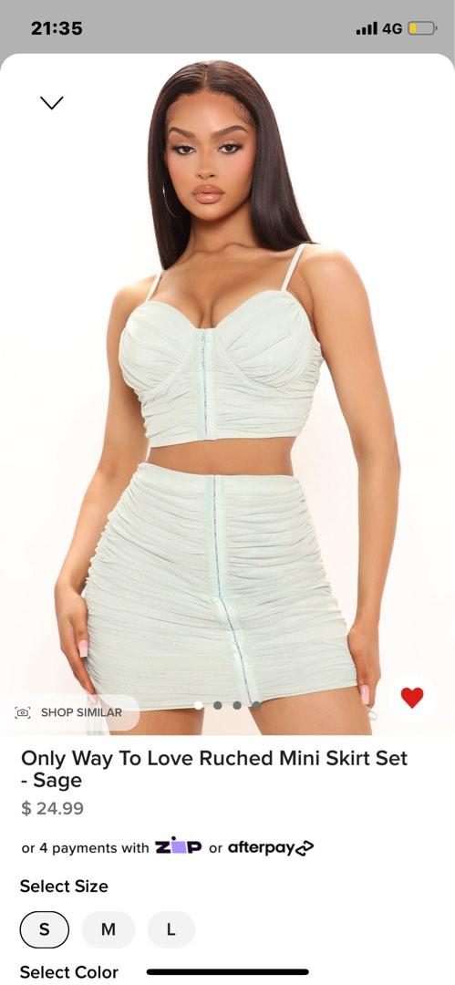 Fashion Nova クロップフーディーミニスカートセット
