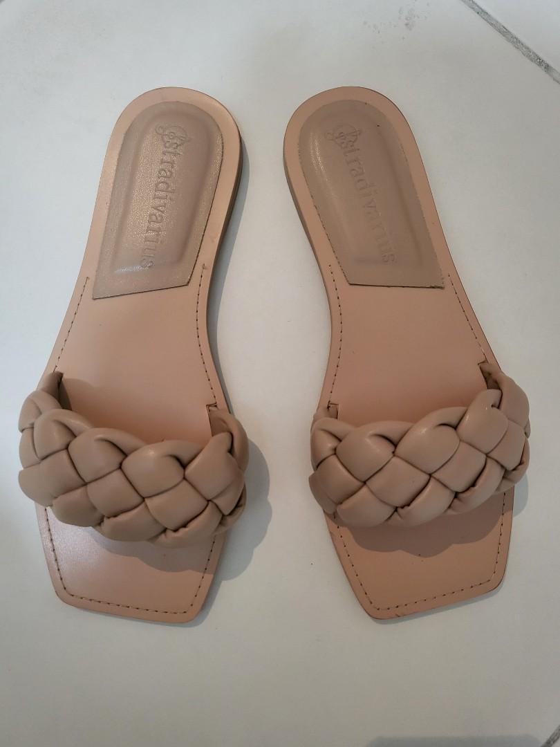 Slip on stradivarius online