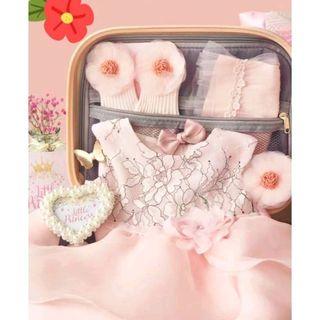 Sweet Pink Baby Girl Gift Set In Exclusive Baby Cabin Size Luggage
