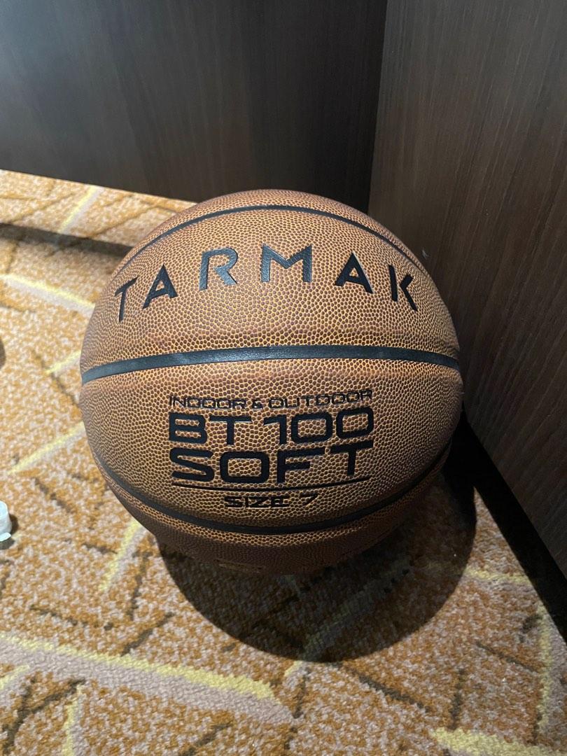 Tarmak hot sale r700 basketball