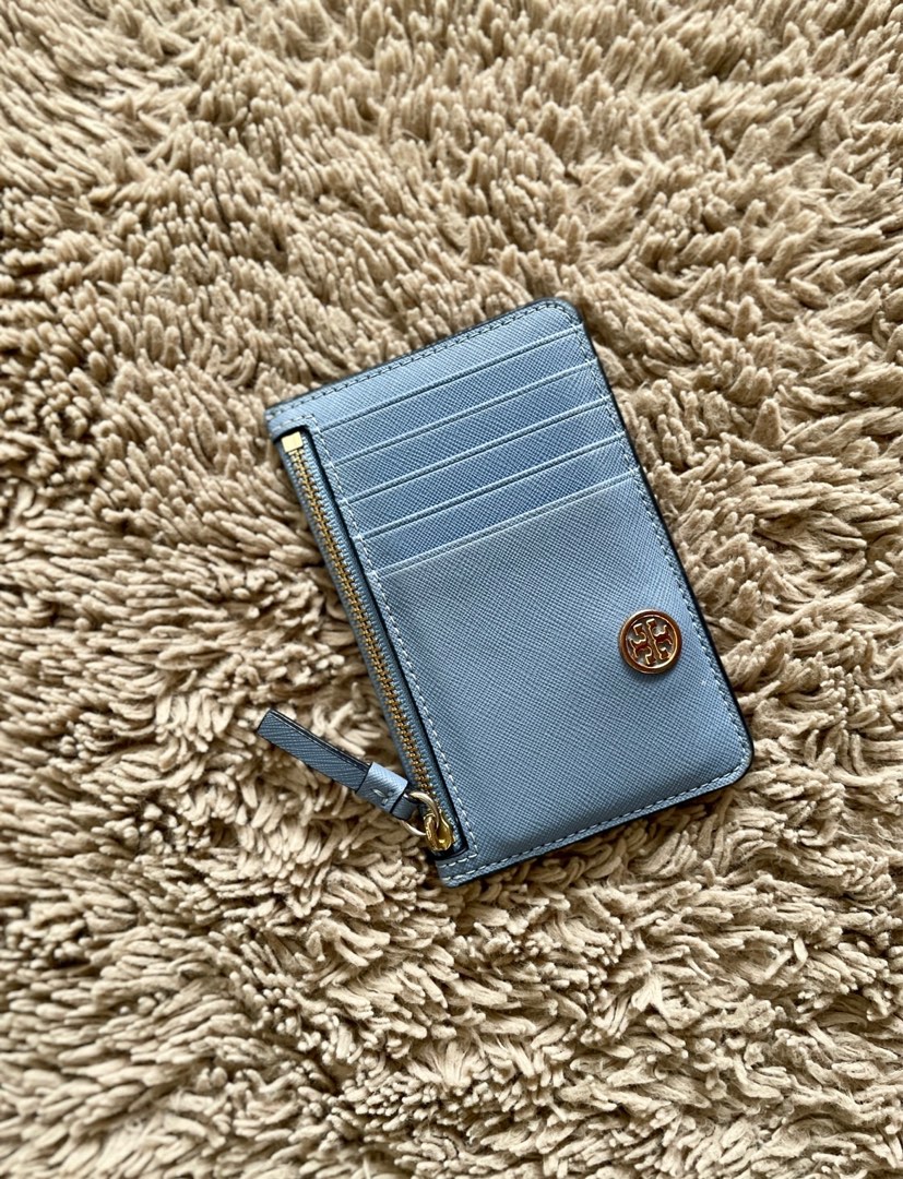 Tory Burch Walker Card Holder, Men's Fashion, Watches & Accessories,  Wallets & Card Holders on Carousell