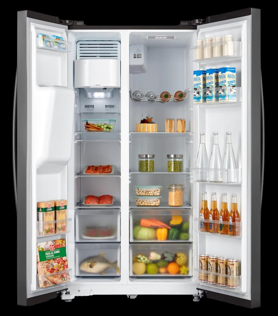 Toshiba side by side top fridge freezer 573l