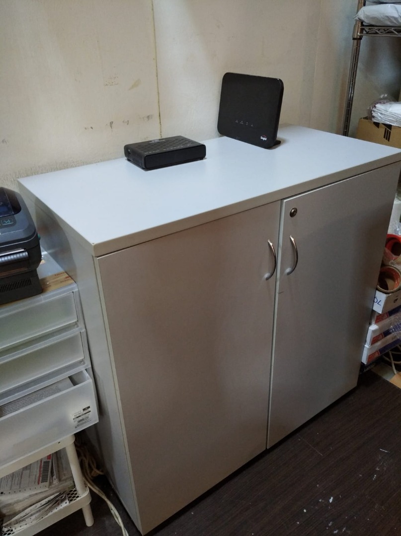 USED OFFICE Furniture & Home Living, Furniture, Shelves