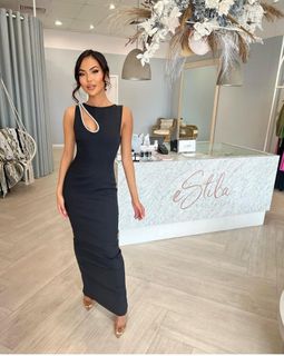 (Category: ) located in . Submitted by designerfashion.sydney (Listing ID 1191669281, Image 1). Description: .