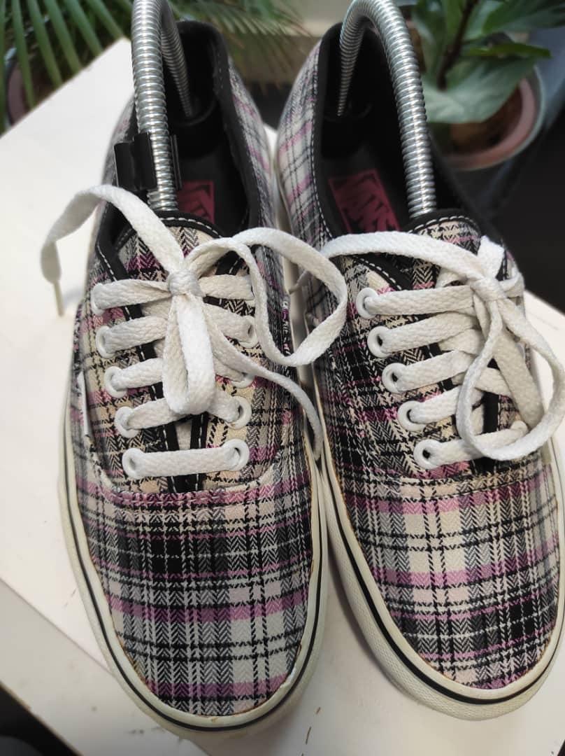 Vans store flannel shoes