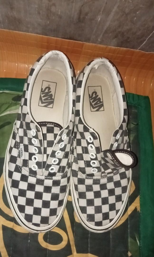 Vans checkerboard tie 2025