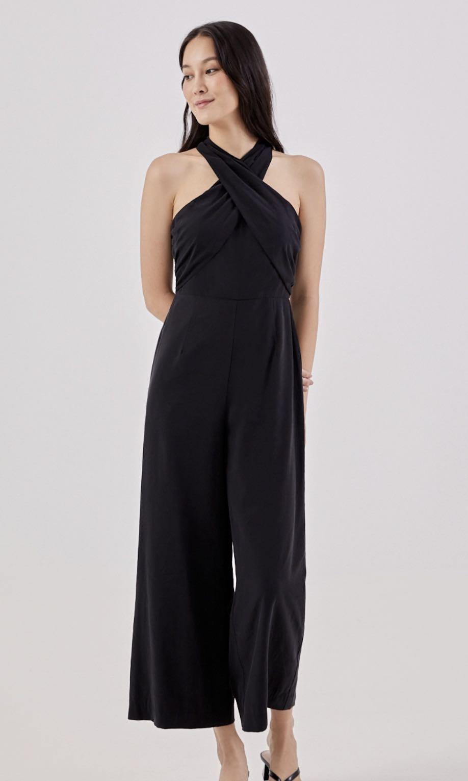 AILEEN PADDED RIBBED HALTER JUMPSUIT (BLACK)
