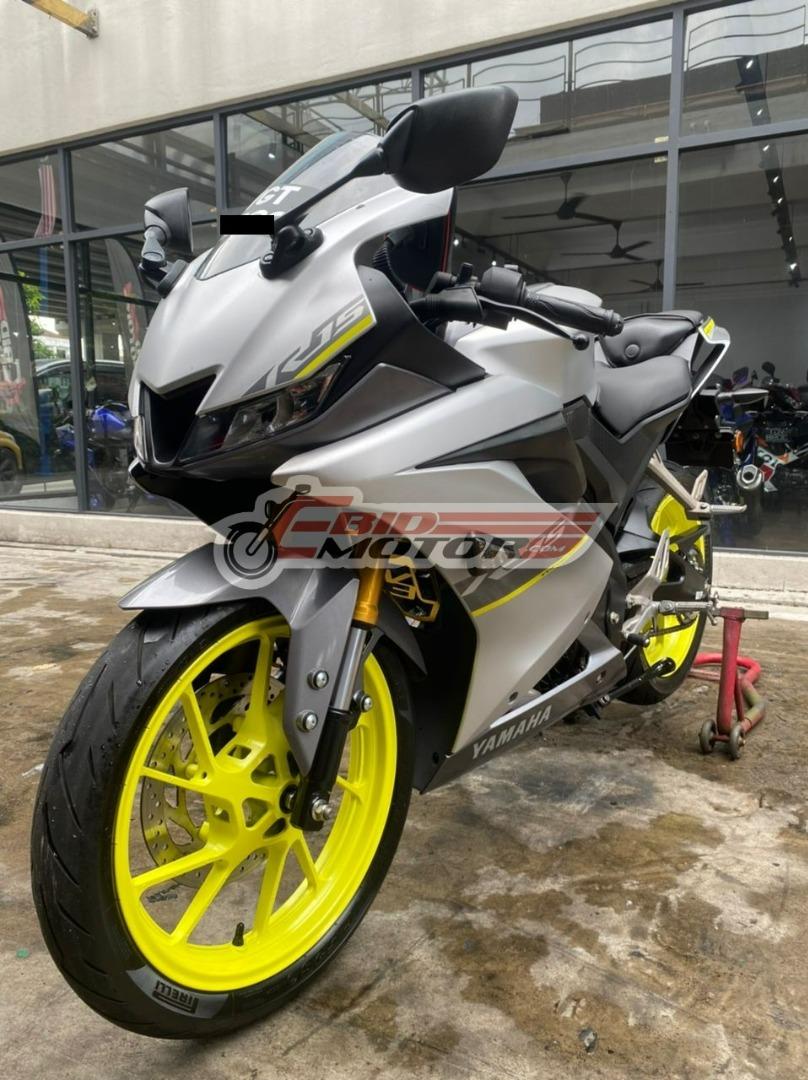 Yamaha R15 V2 2021 NEW COLOUR LIKE NEW CONFIRM Motorbikes on Carousell