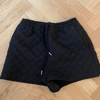 Zara菱格紋短褲(XS)