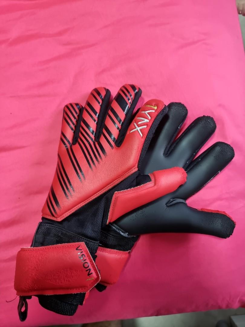 **CLEARANCE** 1YNX GOALKEEPER GLOVES / SIZE 9 / PM FOR FAST DEAL