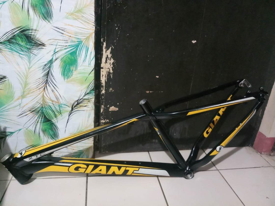 giant xtc frame replica