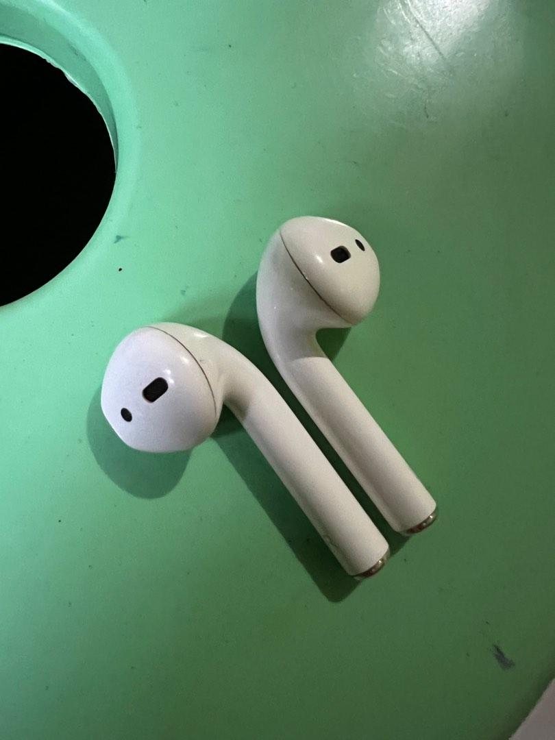 Apple Airpods 1st Generation, Audio, Earphones on Carousell