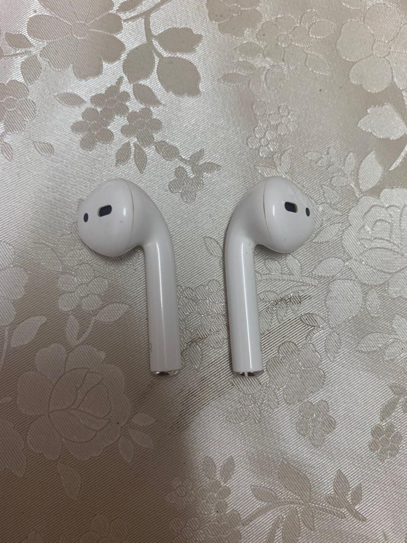 Apple AirPods 2nd Gen A2031/2, Audio, Earphones on Carousell
