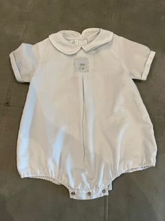 (Category: ) located in . Submitted by wardrobe.wawa (Listing ID 1191918912, Image 1). Description: .
