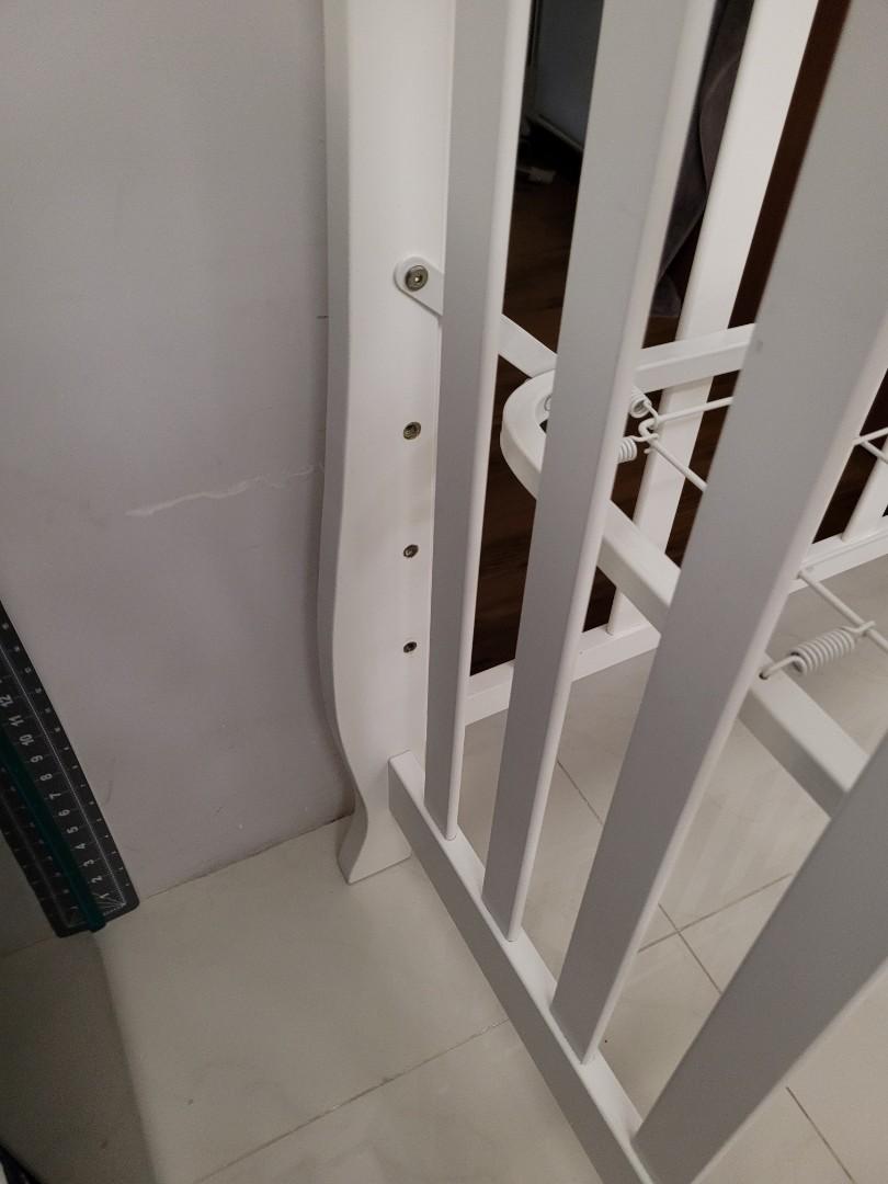 Baby Cot to junior bed 3 in 1 (Oak), Babies & Kids, Baby Nursery