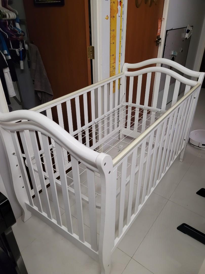 Baby Cot to junior bed 3 in 1 (Oak), Babies & Kids, Baby Nursery