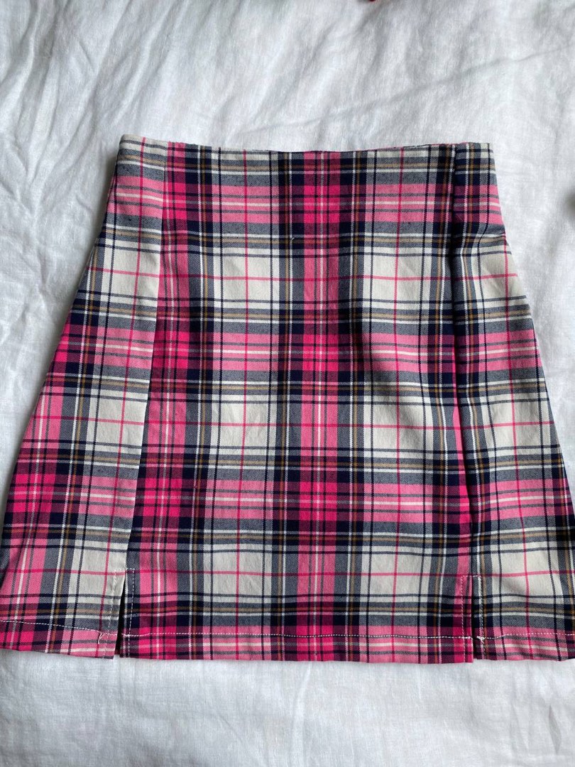 Brandy melville pink plaid cara skirt clearance