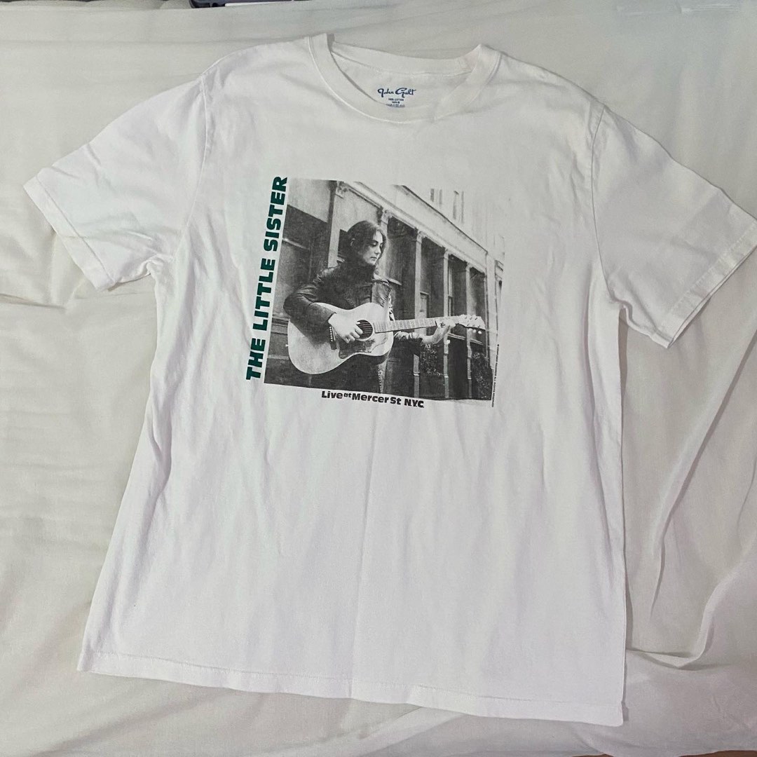 Brandy Melville the little sisters penelope tee, Women's Fashion, Tops, Shirts on Carousell