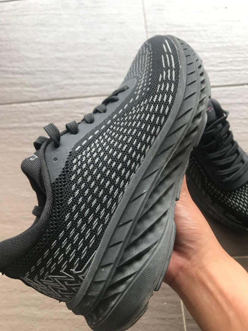 Camel sports shoes shop