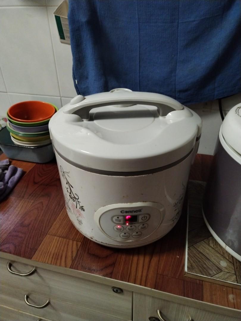 Cornell digital rice cooker, TV & Home Appliances, Kitchen Appliances
