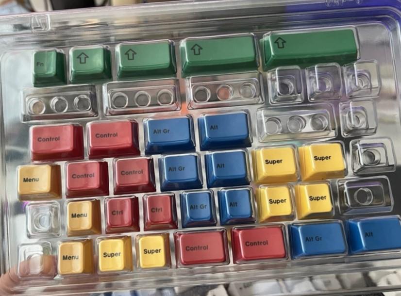 Crp mint dolch / rgb keycap for GMK EPBT MT3 JTK CRP, Computers & Tech