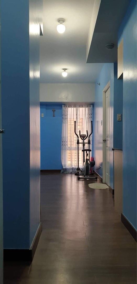 DMCI La Verti Fire Sale (Category: Apartments & Condos) located in Makati City. Submitted by dandinpadlan (Listing ID 1191862716, Image 3). Description: Fire sale DMCI property near La Salle Taft, La Verti. 1BR facing Manila skyline. High negotiable.