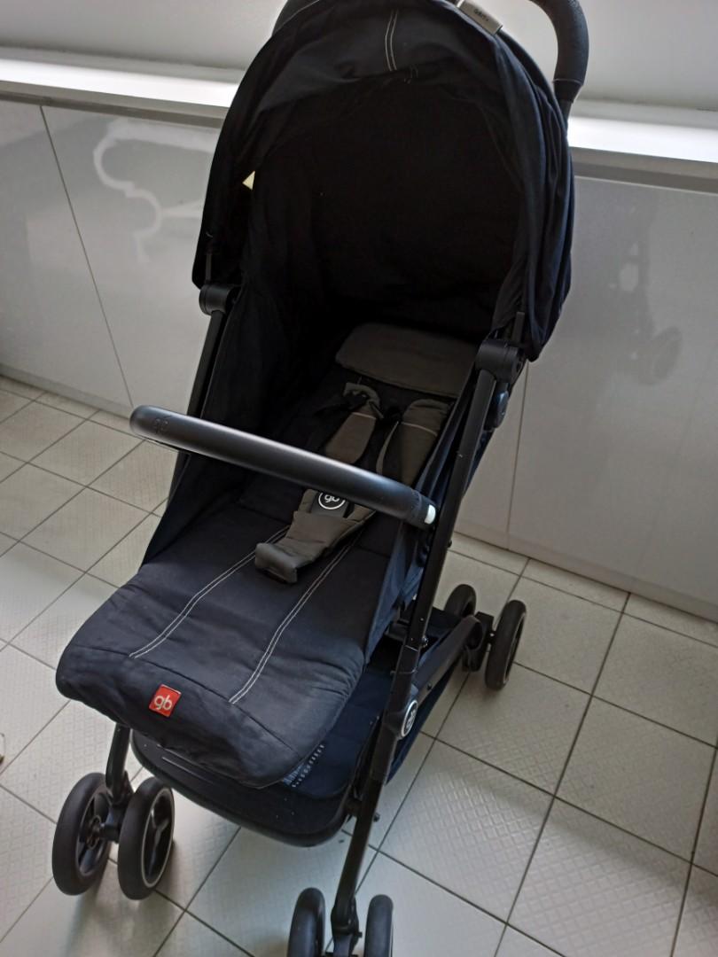 Gold qbit stroller new arrivals