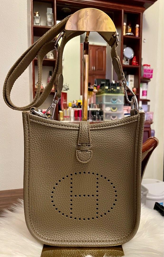Hermes small hotsell sling bag