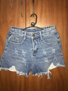 (Category: ) located in . Submitted by meveeh (Listing ID 1191967868, Image 1). Description: .