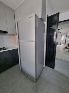(Category: ) located in . Submitted by tyanjing (Listing ID 1191890916, Image 1). Description: .