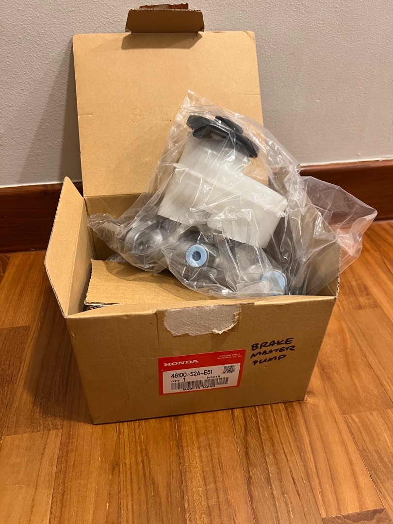 Honda S2000 Brake Master Cylinder Assembly (NEW), Car Accessories