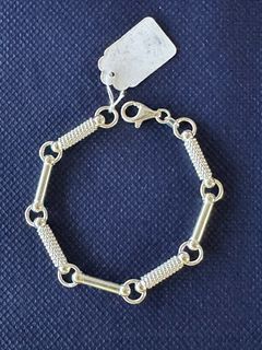 （分類：）位於 。 由 Bee28618 提交（商品編號 1191945437，圖片 1）。簡介： 。