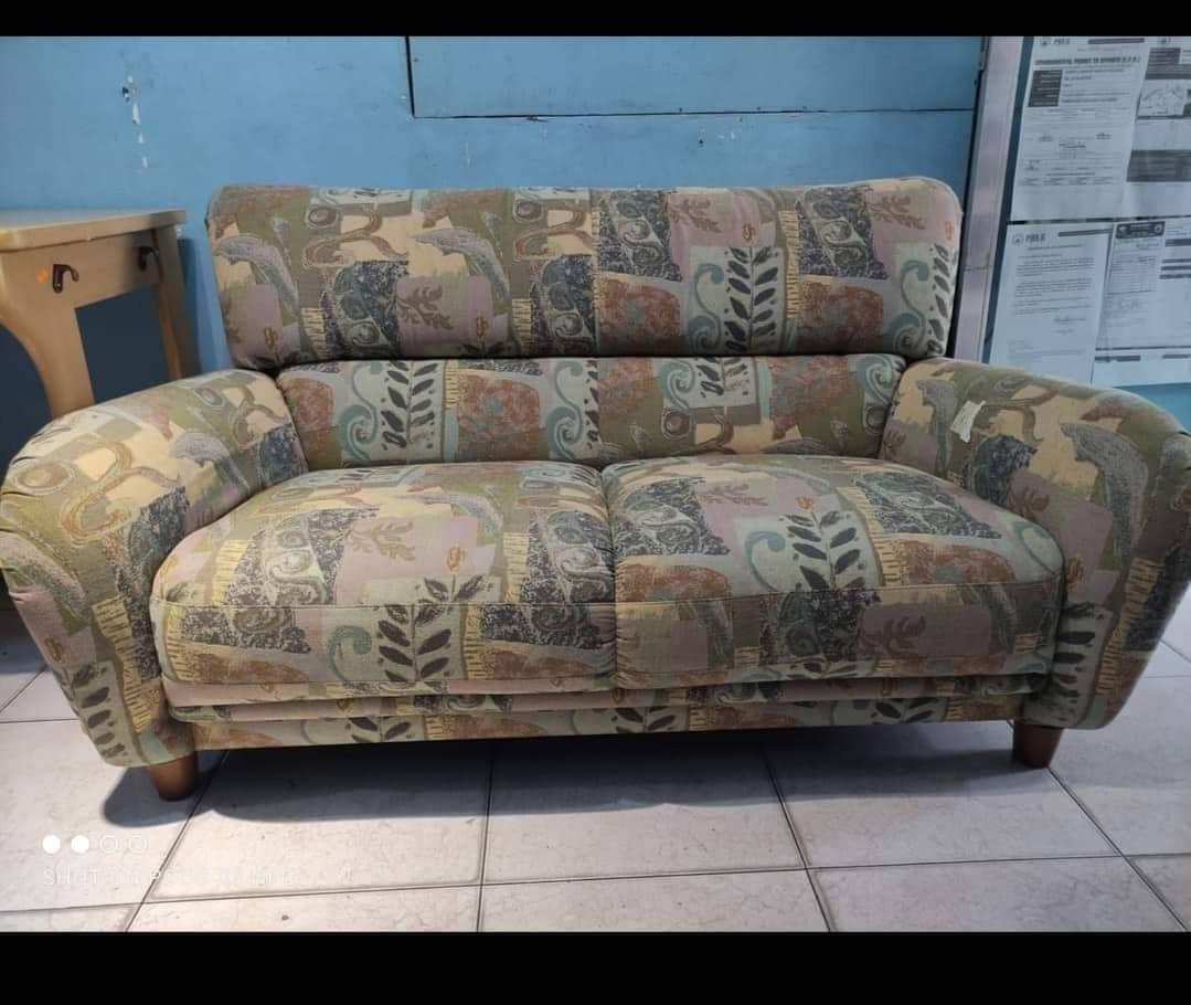 japan made 2 to seater bulky sofa, Furniture & Home Living, Furniture