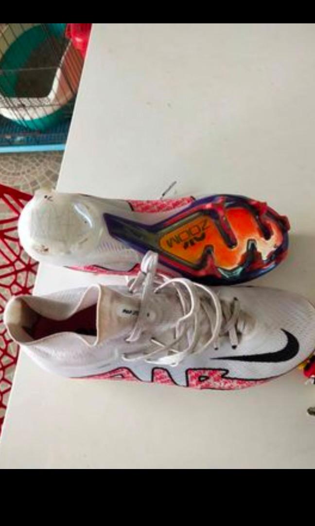 Kasut outlet nike bola