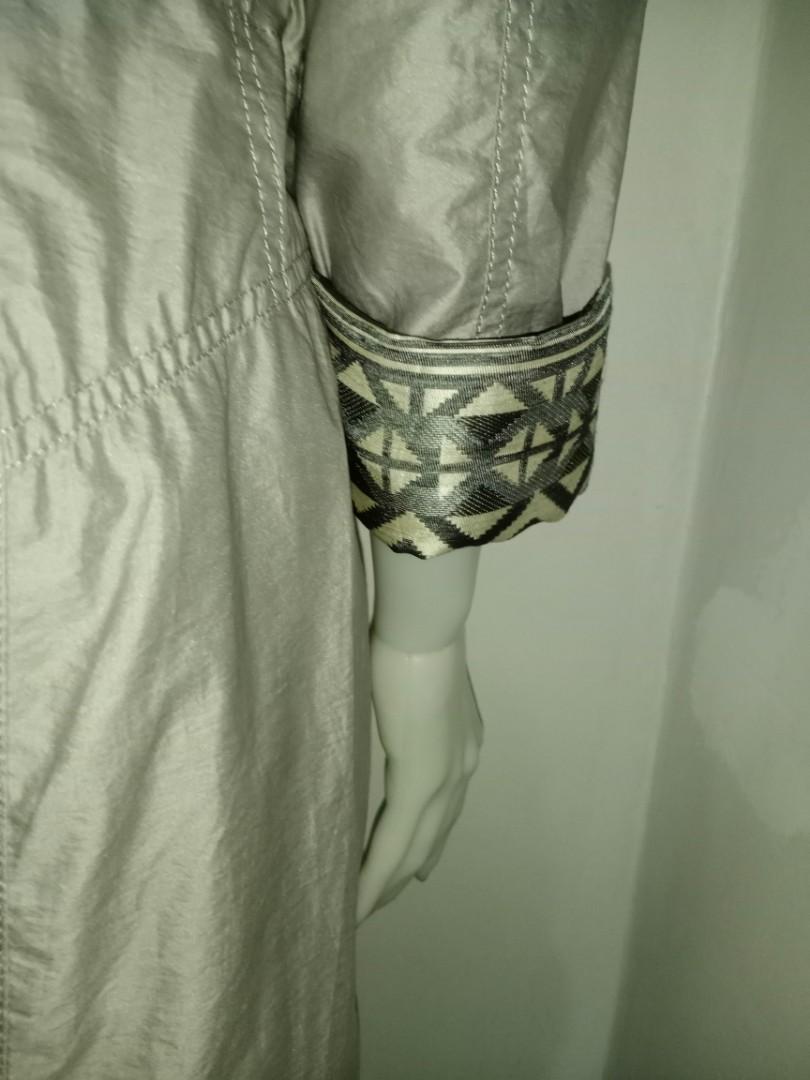 Laura di Sarpi Hooded Rainkat-Jacket, Women's Fashion, Coats, Jackets ...