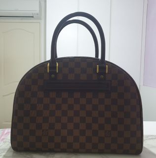 (Category: ) located in . Submitted by houseofa (Listing ID 1191857599, Image 1). Description: .